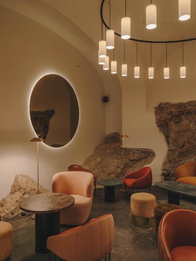 Hotel Palau Fugit Жирона Экстерьер фото