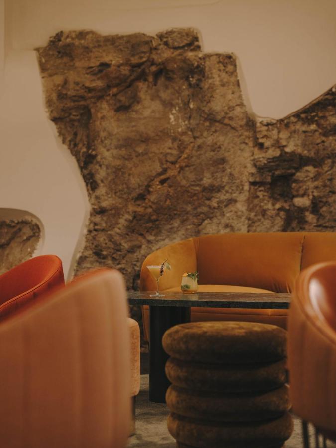 Hotel Palau Fugit Жирона Экстерьер фото
